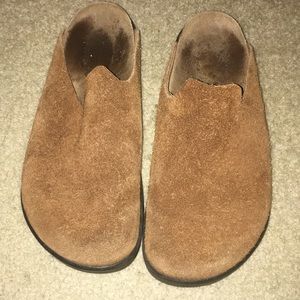 MUST GO Betula Birkenstocks